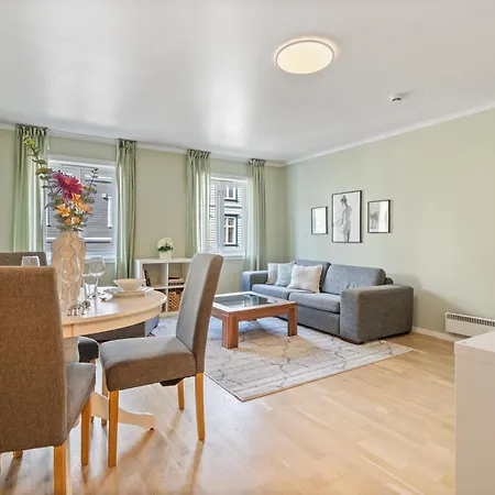 Sentrumsleilighet I Strandgata Apartment