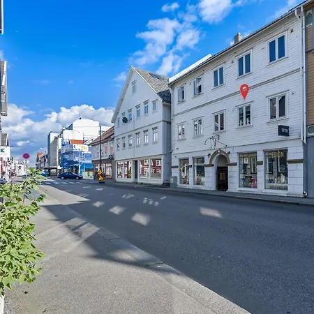 Sentrumsleilighet I Strandgata Apartment